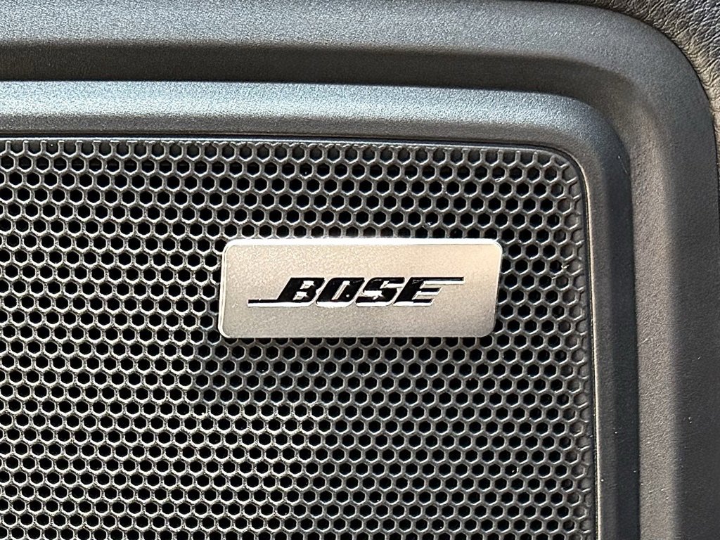 Certified 2024 Porsche Macan image 18