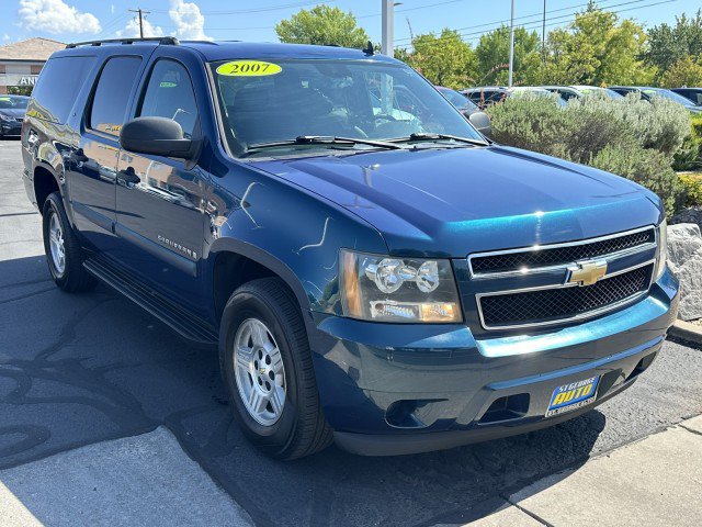 Used 2007 Chevrolet Suburban LS RWD image 1