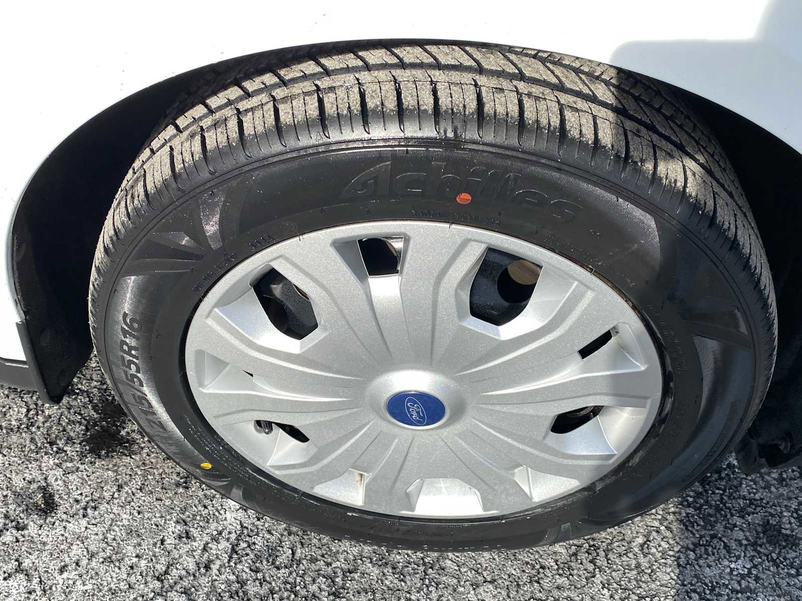 Used 2020 Ford Transit Connect XL image 35