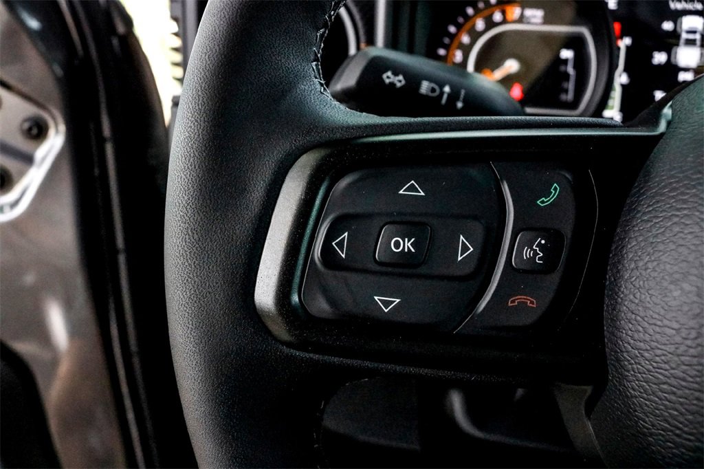 New 2025 Jeep Gladiator Mojave w/ Safety Group image 13