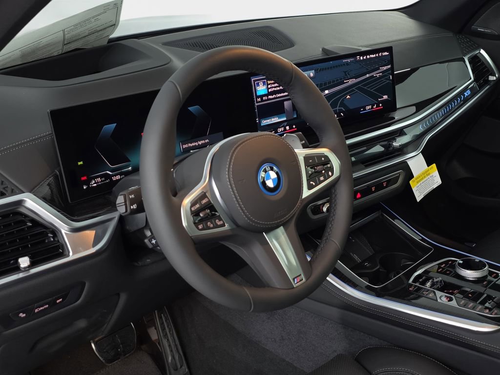 New 2026 BMW X5 xDrive50e w/ Executive Package image 16