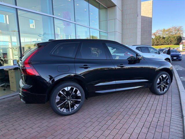 New 2027 Volvo XC60 B5 Plus AWD/4WD image 3
