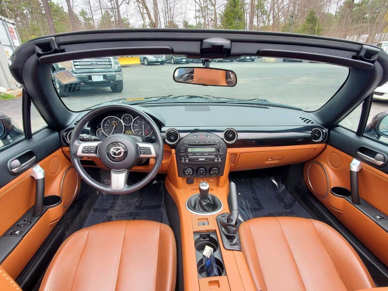 Used 2007 MAZDA MX-5 Miata Grand Touring w/ Premium Pkg RWD image 14
