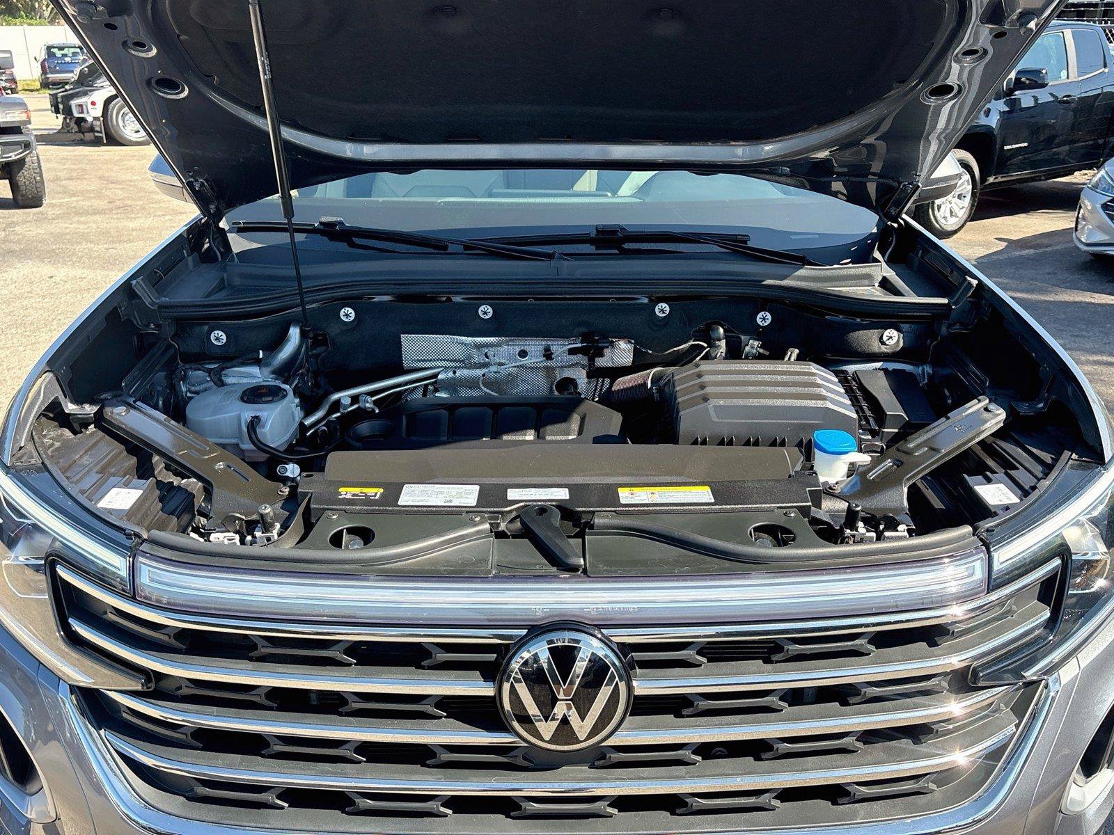Used 2024 Volkswagen Atlas SE FWD image 31