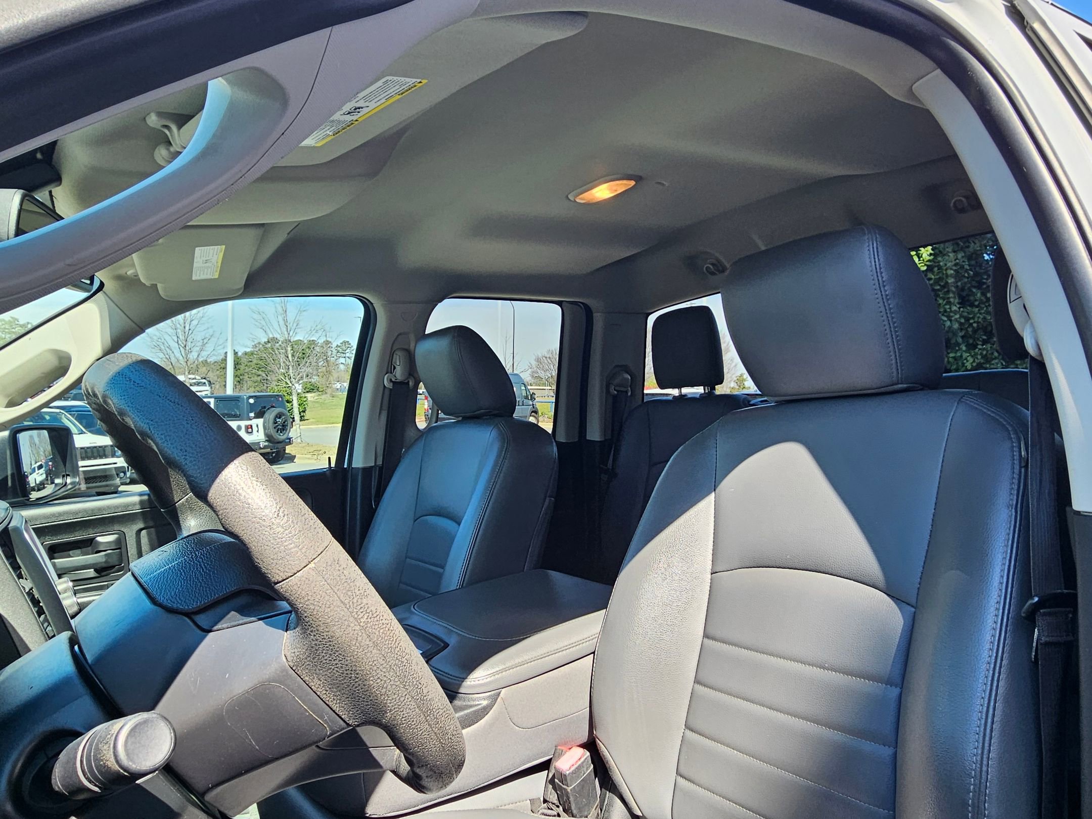 Used 2018 RAM 1500 Tradesman image 21