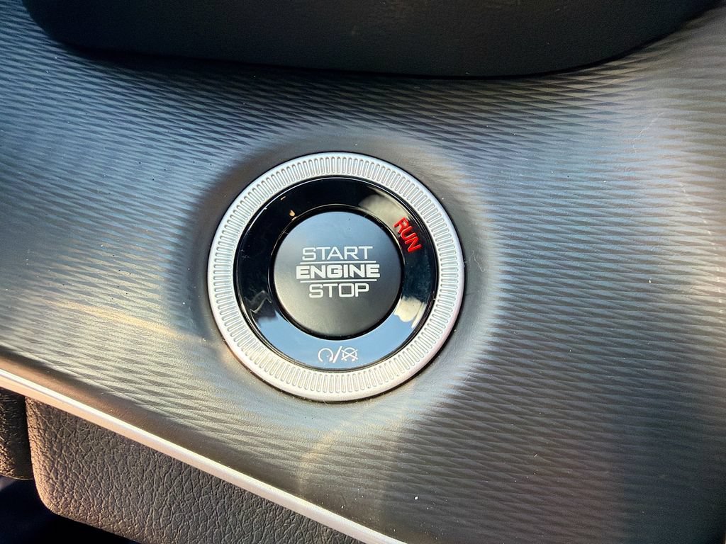 New 2026 Jeep Grand Cherokee Laredo X AWD/4WD image 34