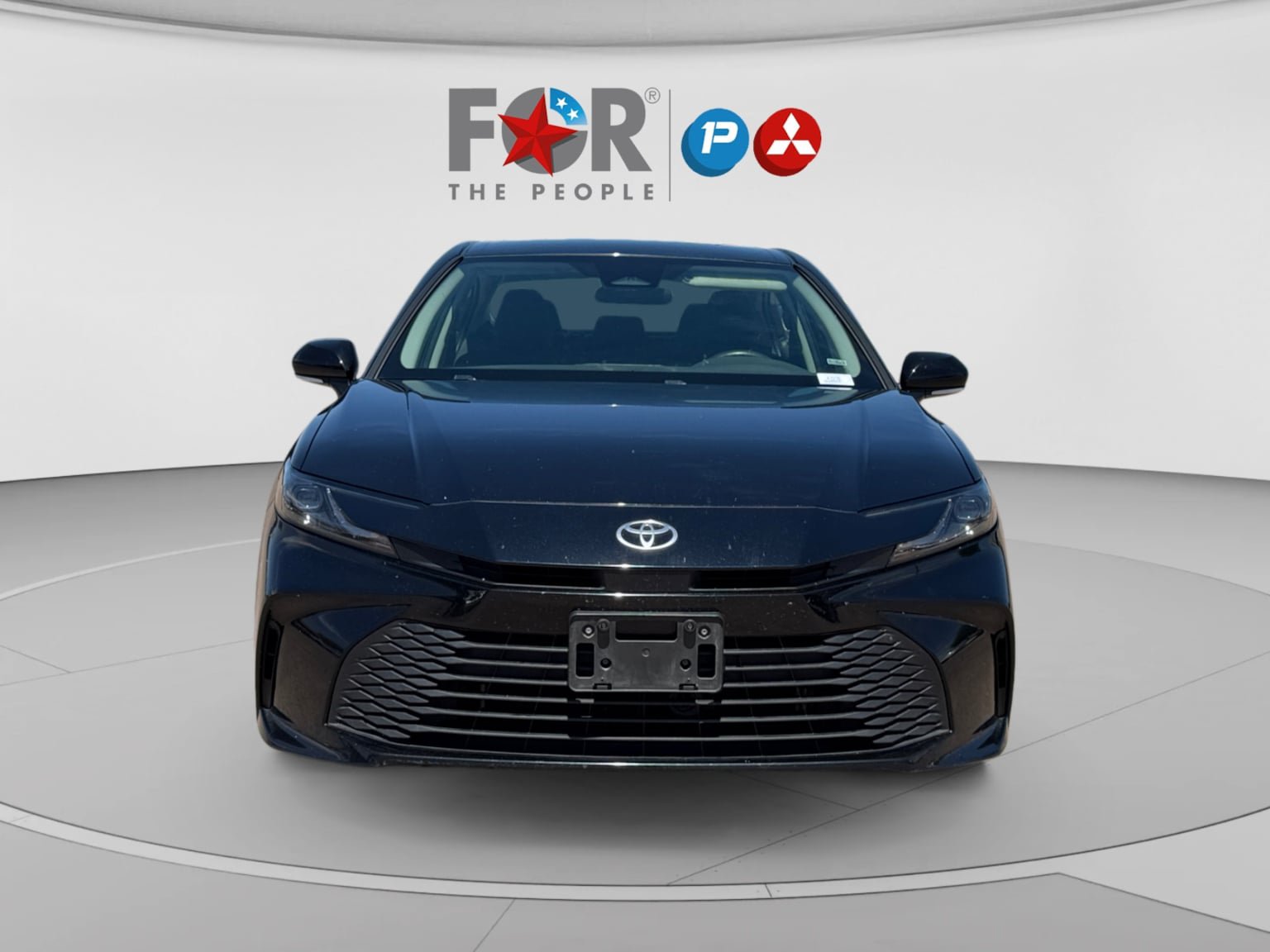 Used 2025 Toyota Camry LE FWD image 8