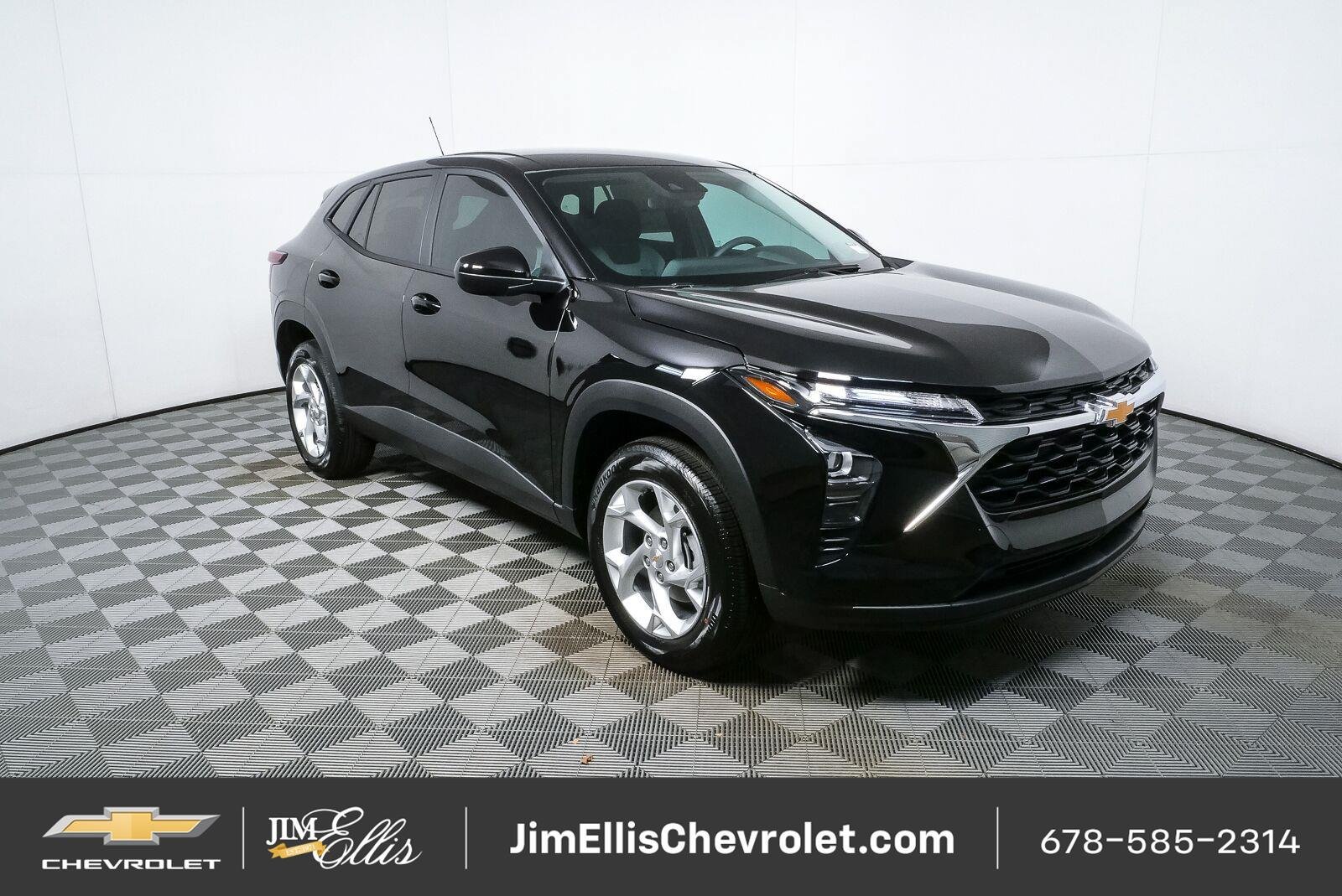 New 2026 Chevrolet Trax LS w/ LS Convenience Package FWD image 1