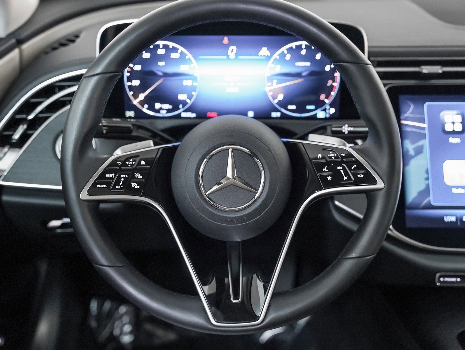 Certified 2024 Mercedes-Benz E 350 4MATIC Sedan image 16