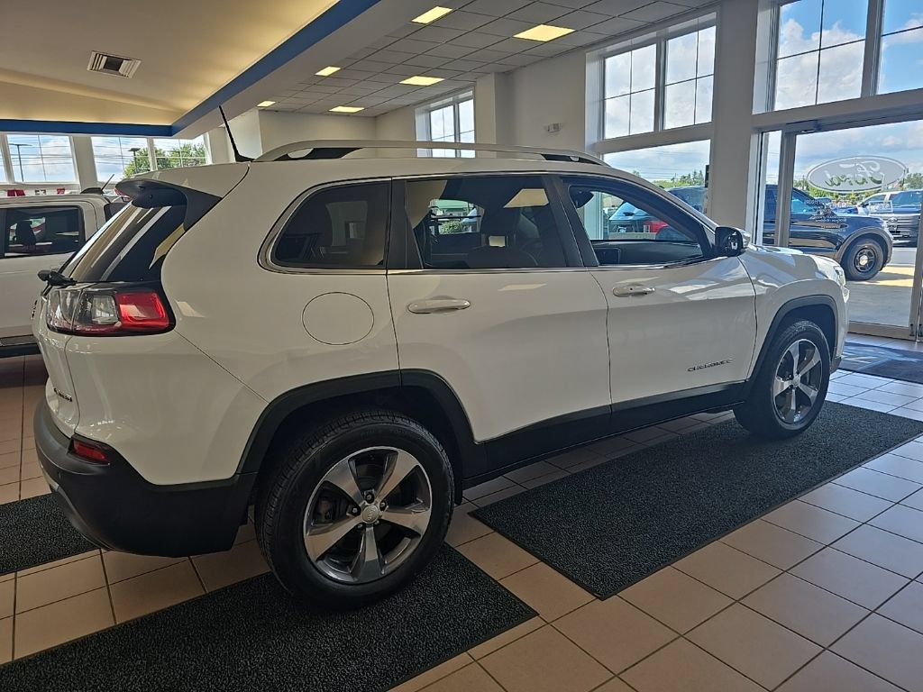 Used 2019 Jeep Cherokee Limited AWD/4WD image 8