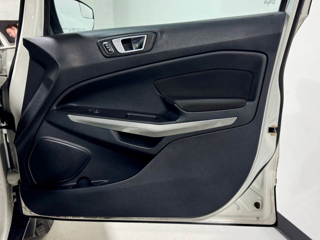 Used 2018 Ford EcoSport SE image 21