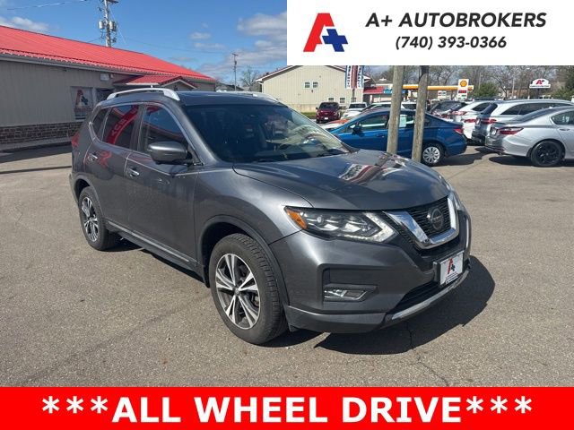 Used 2018 Nissan Rogue SL w/ Premium Package image 1