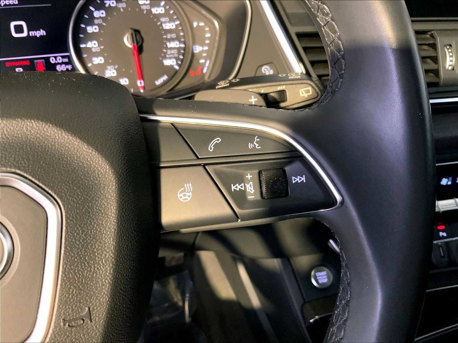 Used 2021 Audi Q5 Premium w/ Convenience Package image 28