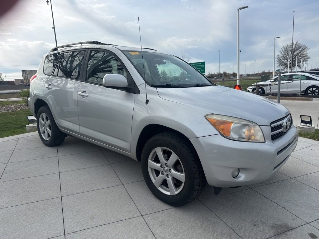 Used 2008 Toyota RAV4 Limited image 2