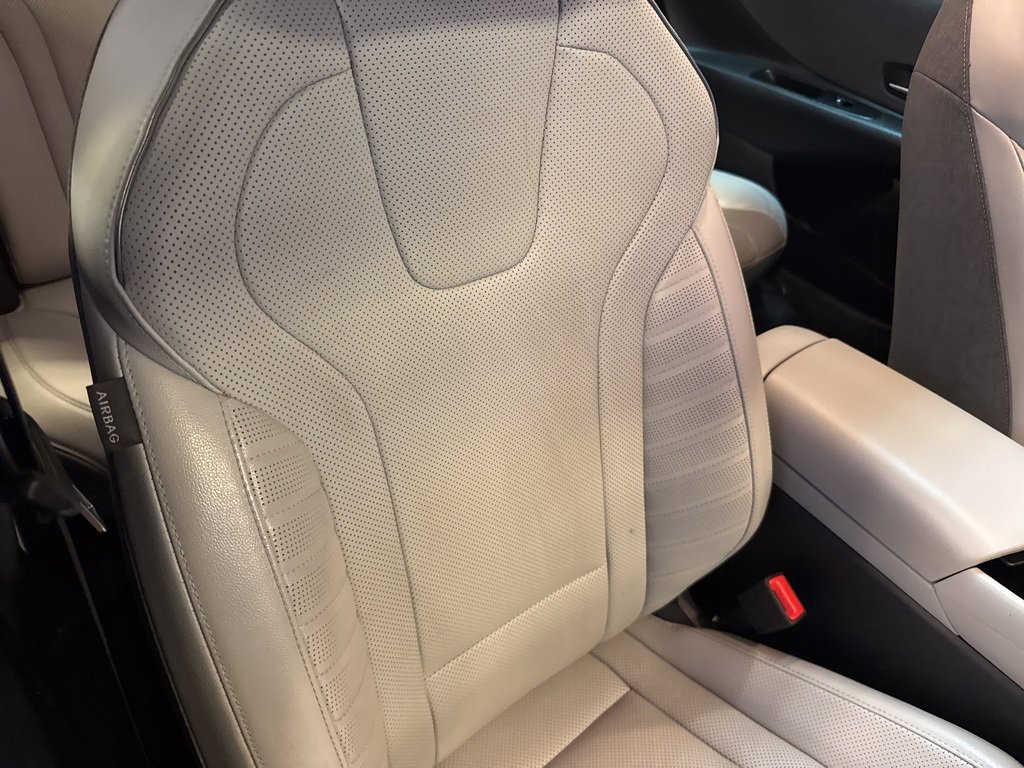 Used 2021 Hyundai Elantra Limited image 60