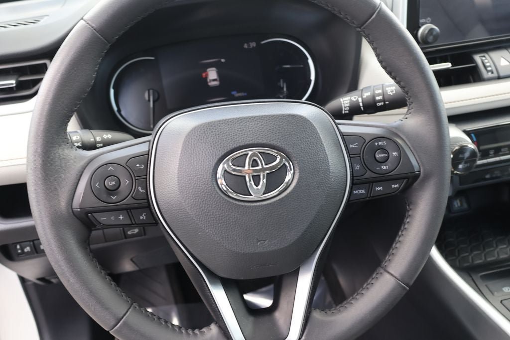 Used 2024 Toyota RAV4 XLE Premium FWD image 19