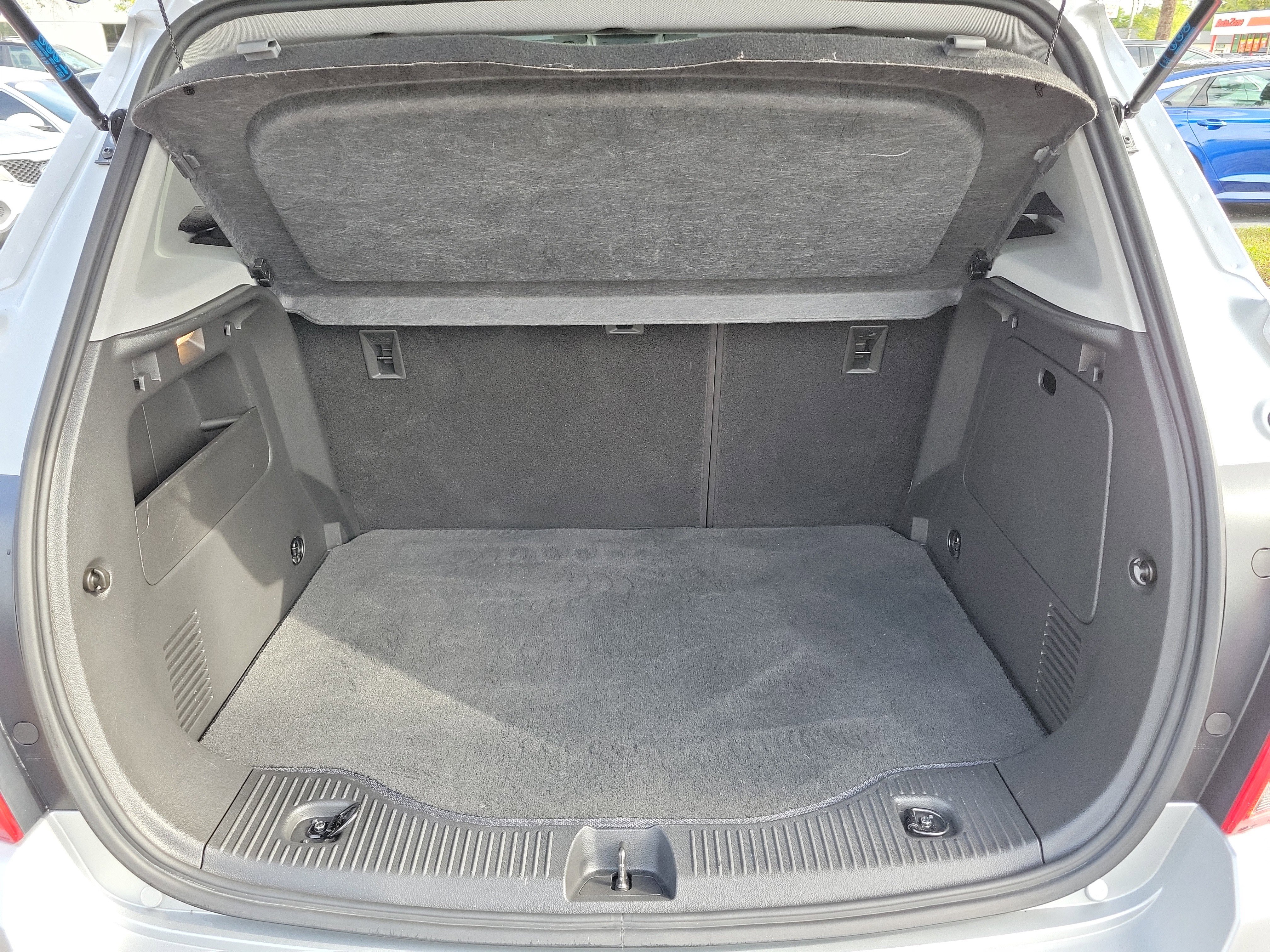 Used 2022 Chevrolet Trax LT w/ Redline Edition image 13