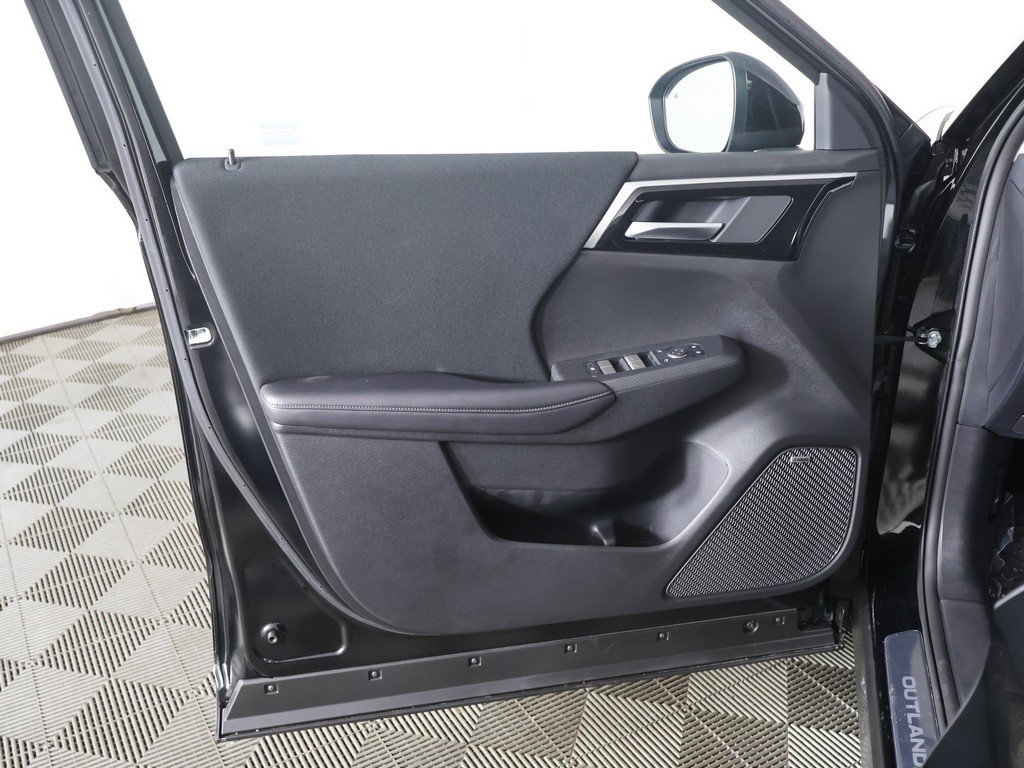 New 2026 Mitsubishi Outlander ES AWD/4WD image 22