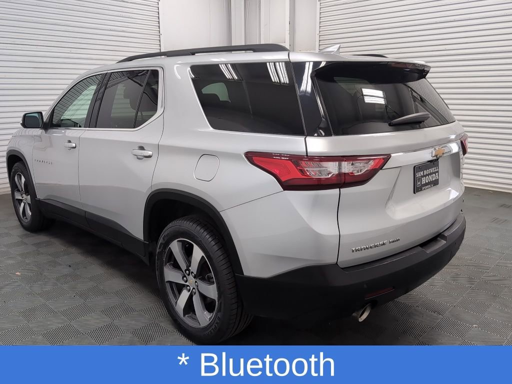 Used 2021 Chevrolet Traverse LT w/ LT Premium Package image 7