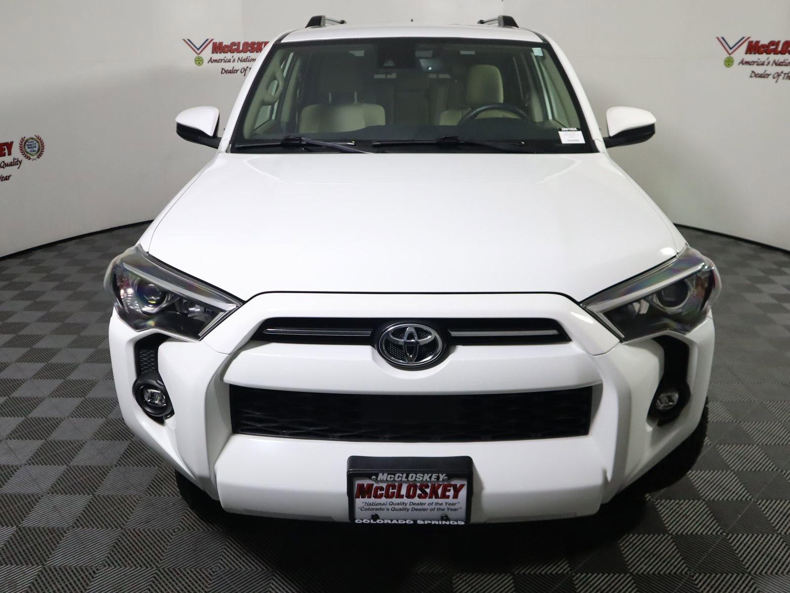 Used 2021 Toyota 4Runner SR5 AWD/4WD image 16