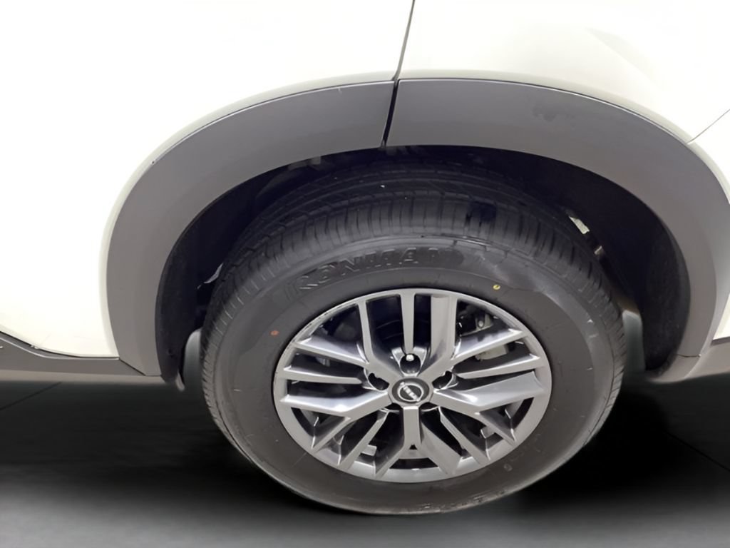 Used 2024 Nissan Rogue S AWD/4WD image 22