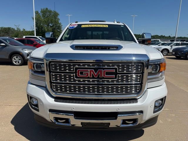 Used 2018 GMC Sierra 2500 Denali w/ Duramax Plus Package AWD/4WD image 9