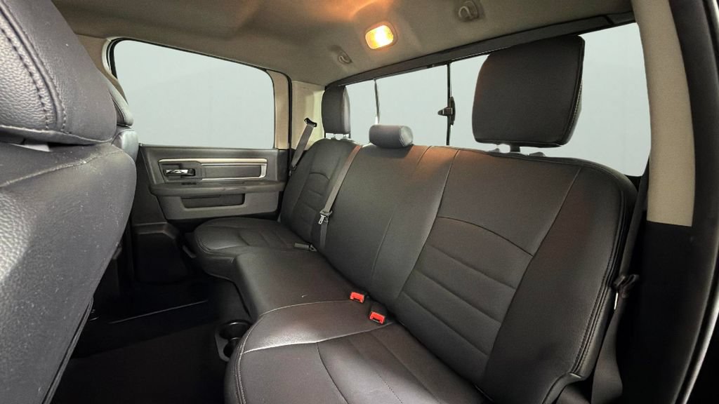 Used 2019 RAM 1500 Classic SLT AWD/4WD image 24