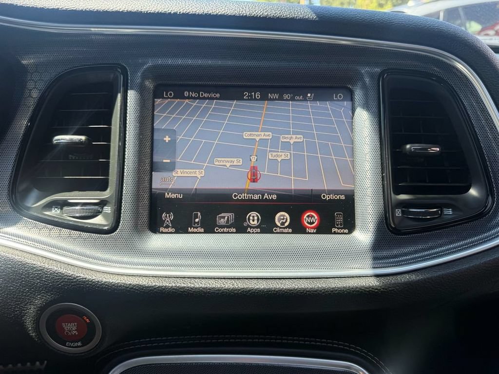 Used 2015 Dodge Challenger SRT w/ Technology Group RWD image 27