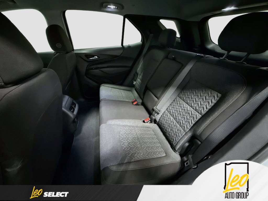 Used 2023 Chevrolet Equinox LT FWD image 24