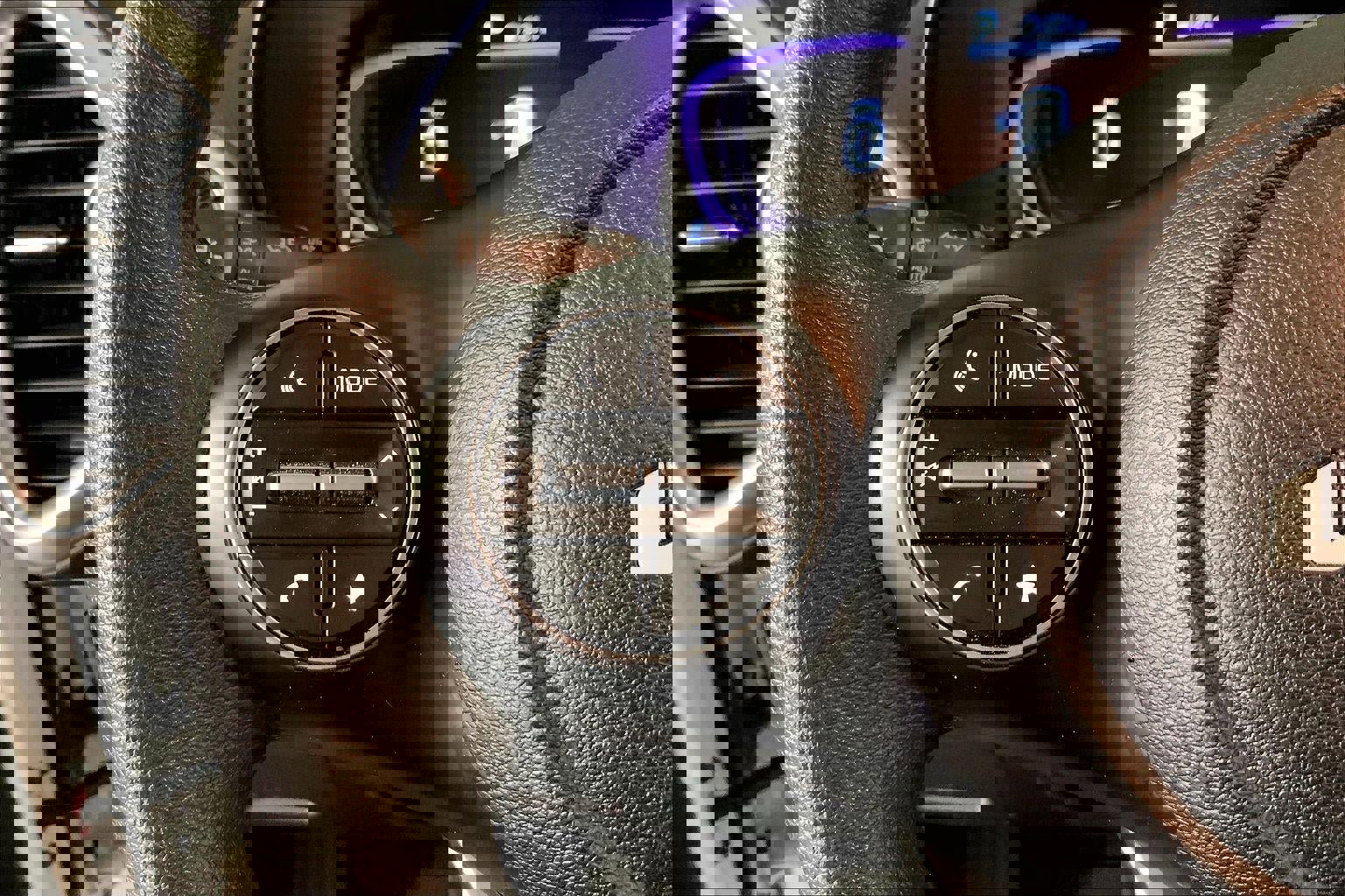 Certified 2025 Kia Soul LX image 18