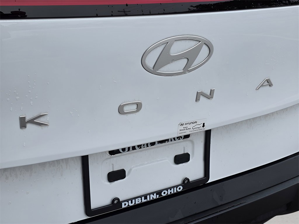 Certified 2025 Hyundai Kona SEL image 12