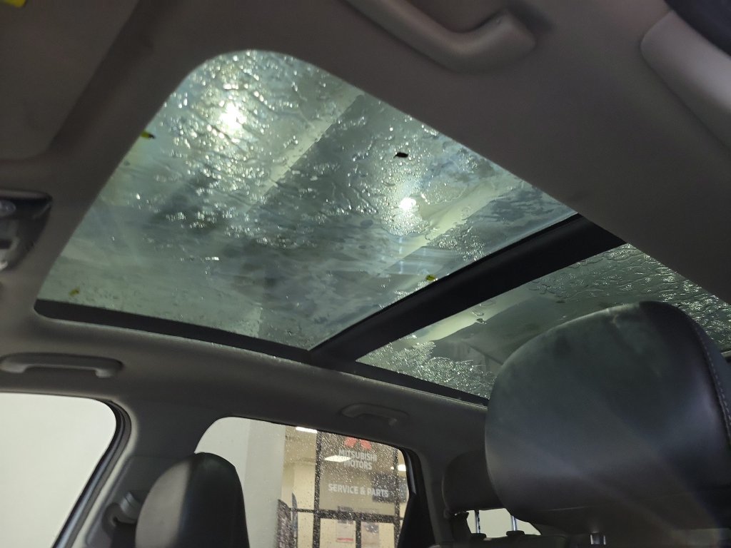 Used 2021 Kia Sorento S w/ Panoramic Sunroof Package FWD image 9