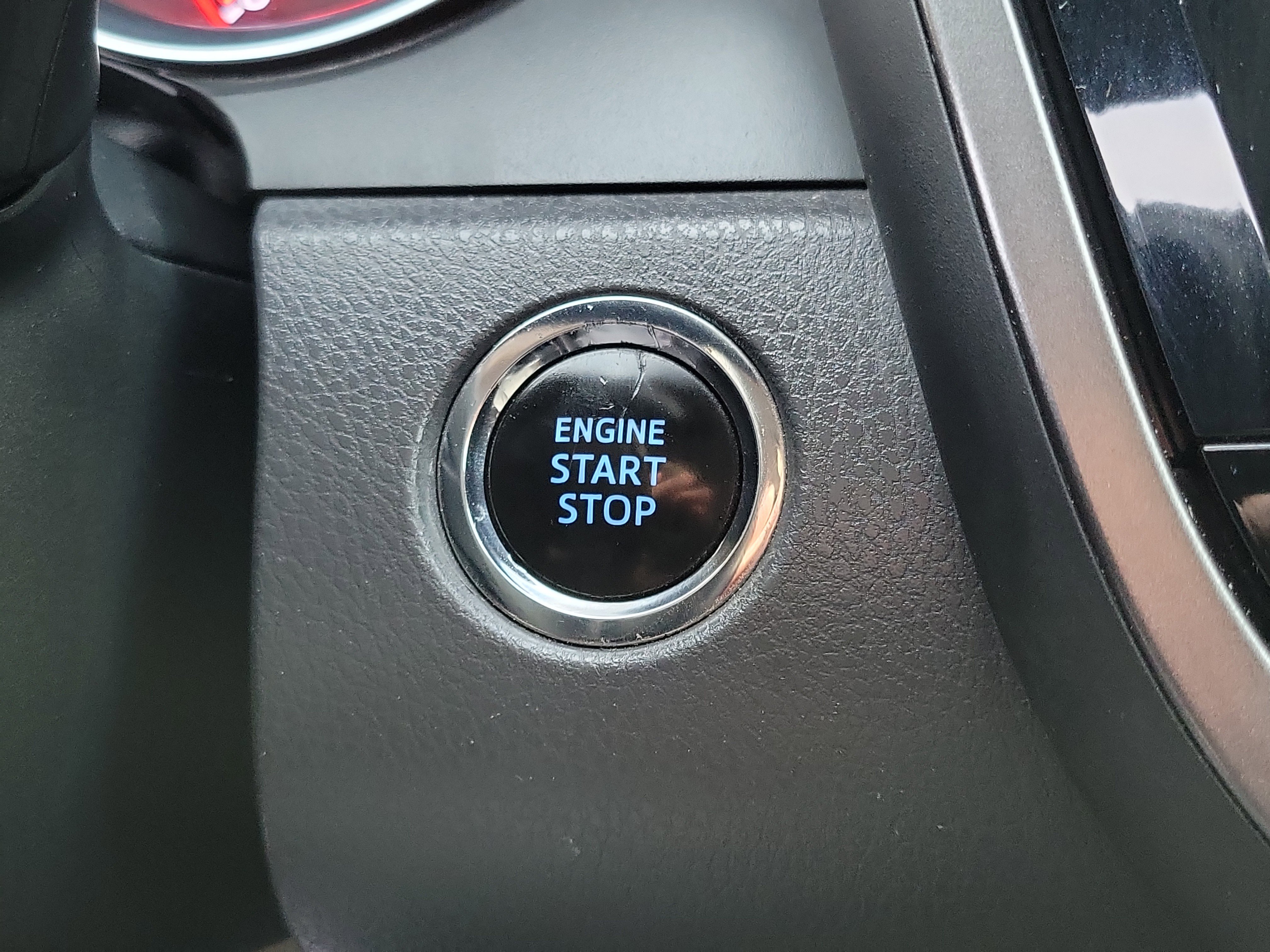 Used 2018 Toyota Camry XSE image 14