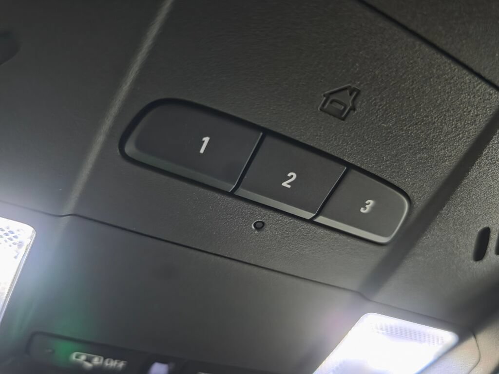 Used 2019 Cadillac XT4 Sport AWD/4WD image 18