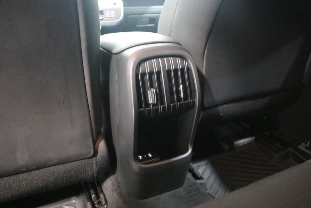Used 2025 Hyundai Kona SEL FWD image 28