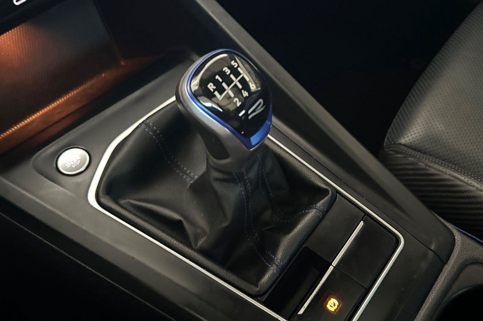 Certified 2022 Volkswagen Golf R AWD/4WD image 22