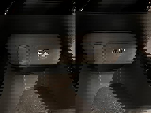 Used 2025 Chevrolet Trax LT image 24