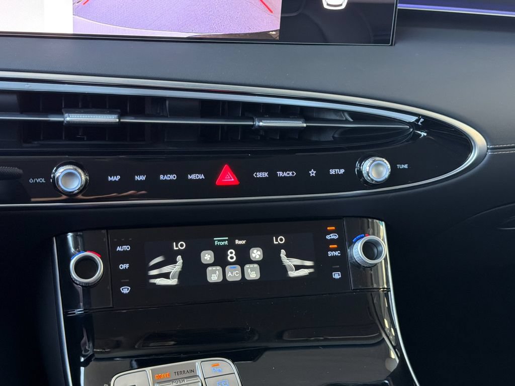 New 2026 Genesis GV70 2.5T AWD/4WD image 21