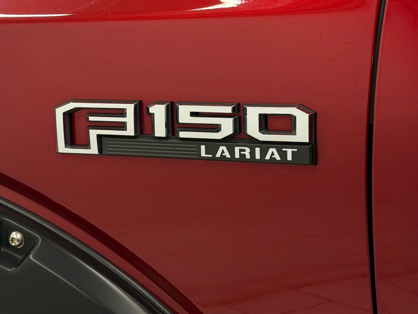 Used 2017 Ford F150 Lariat w/ Equipment Group 502A Luxury image 40