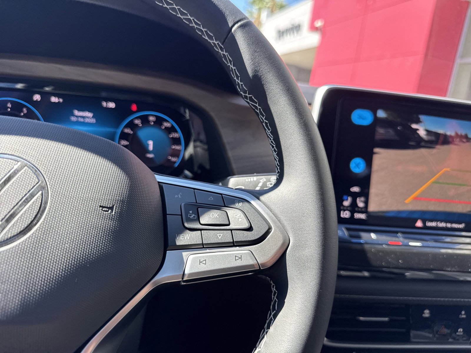 New 2026 Volkswagen Atlas SE image 29