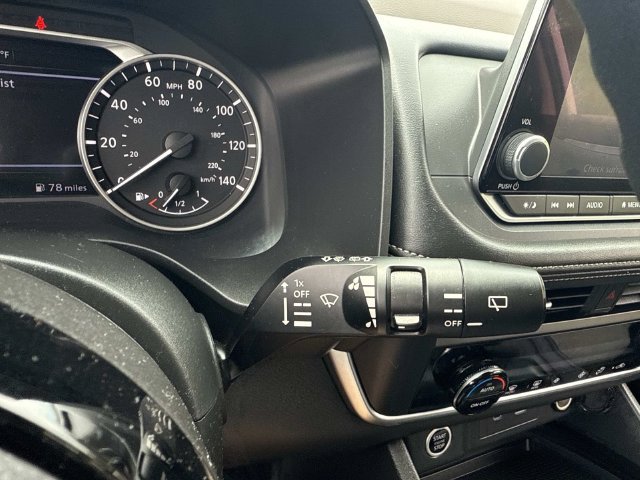 Used 2023 Nissan Rogue SV AWD/4WD image 31