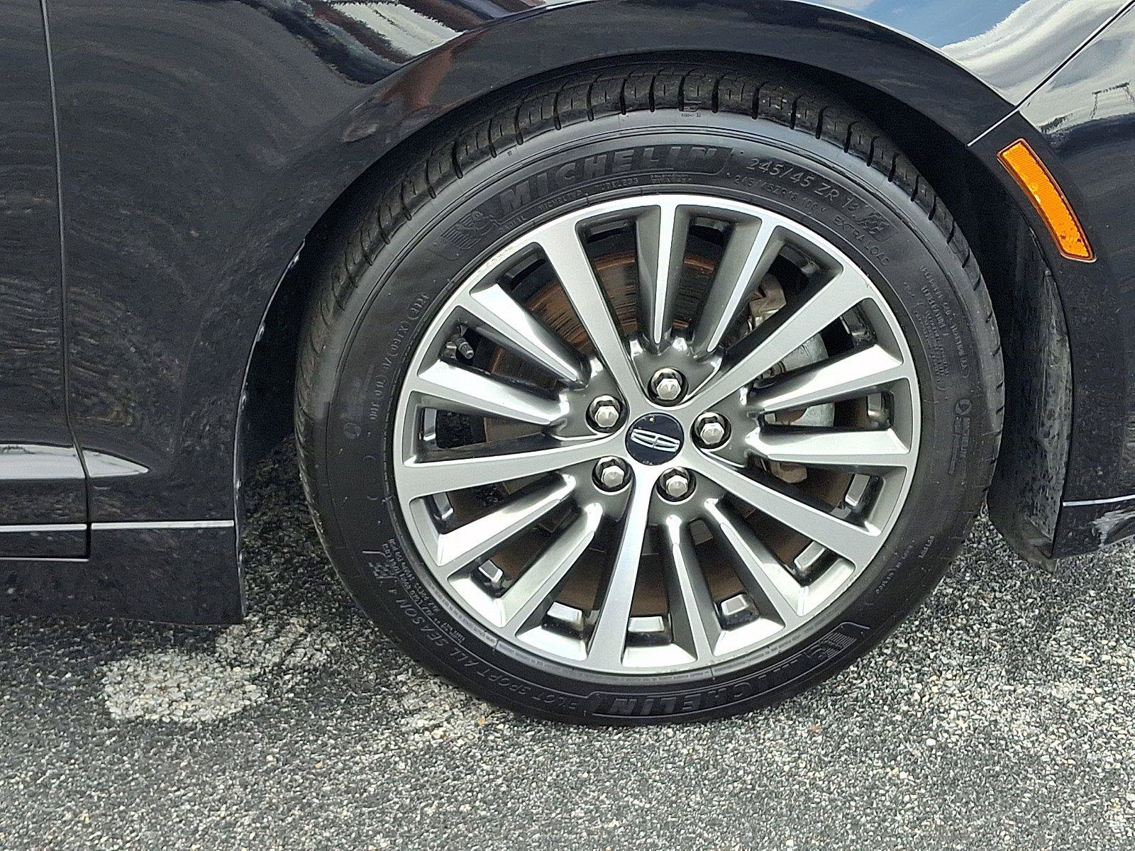 Used 2020 Lincoln MKZ FWD image 8