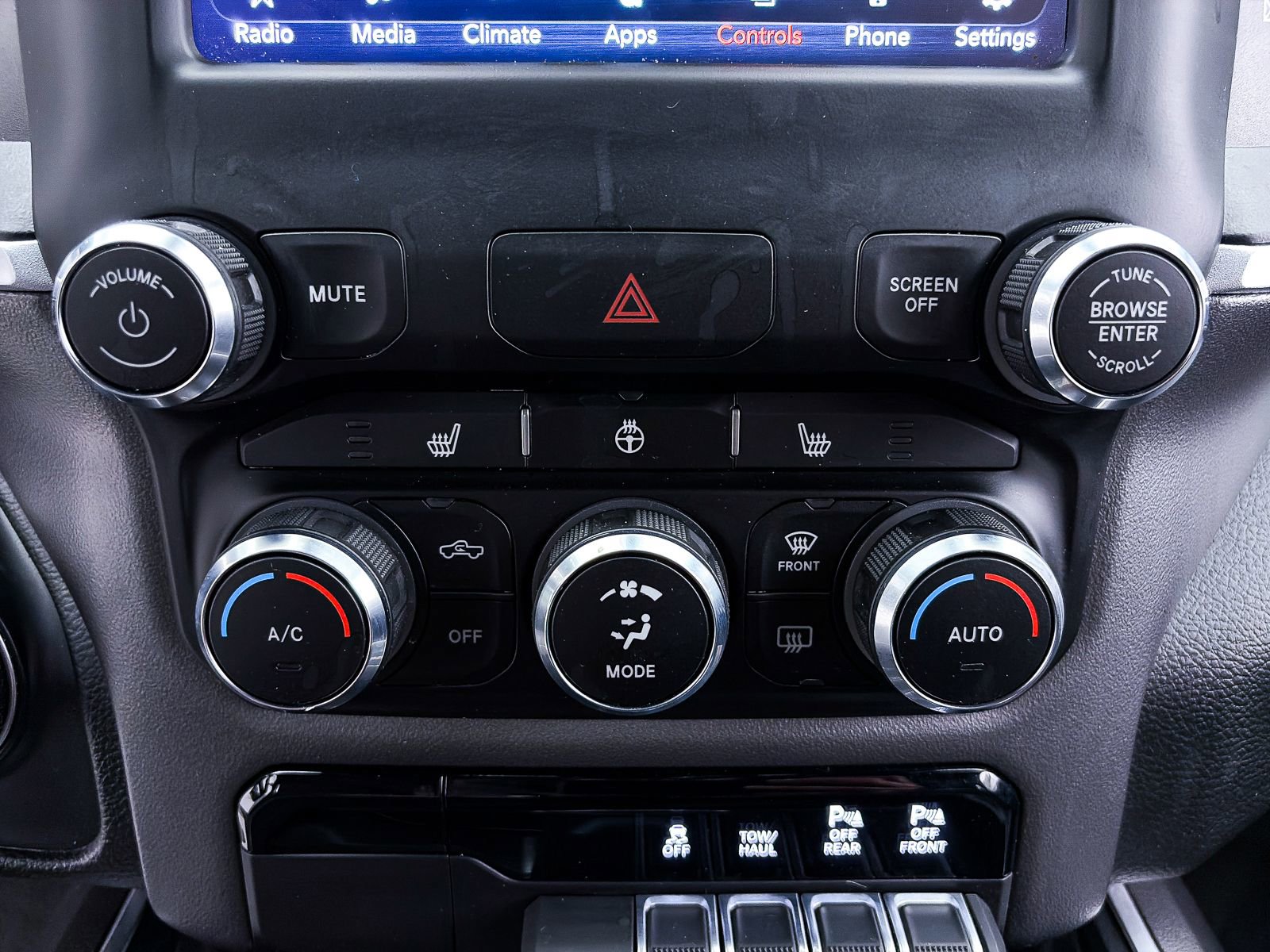 Used 2021 RAM 1500 Big Horn AWD/4WD image 22