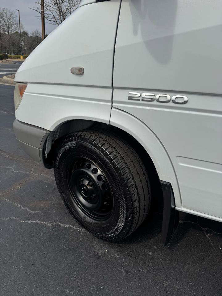 Used 2006 Dodge Sprinter 2500 w/ PWR Convenience Group image 9