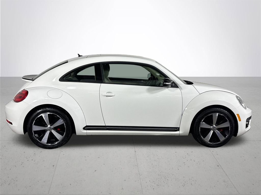 Used 2013 Volkswagen Beetle 2.0T image 5