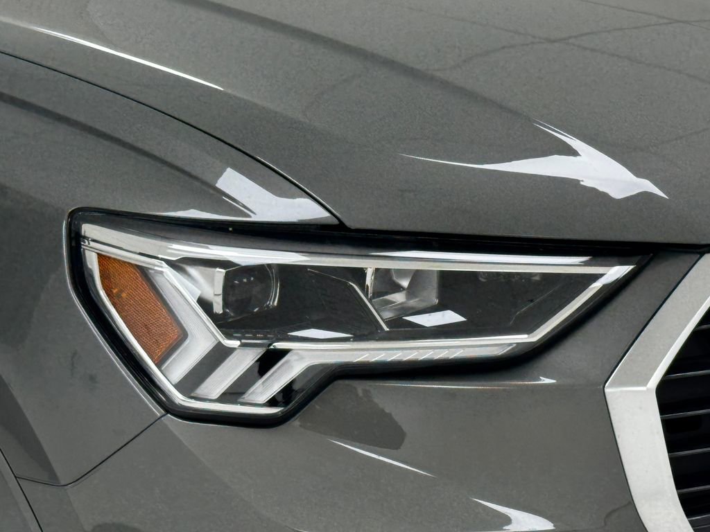 Used 2022 Audi Q3 2.0T Premium Plus w/ Premium Plus Package image 41
