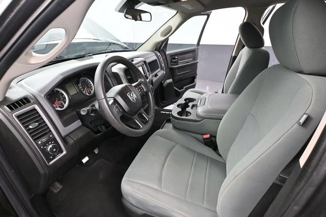 Used 2019 RAM 1500 ST w/ SXT Plus Group AWD/4WD image 17