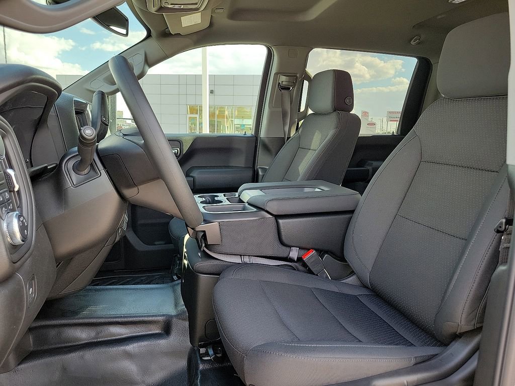 Used 2026 GMC Sierra 2500 Pro w/ 1SA Pro Safety Plus Package image 19