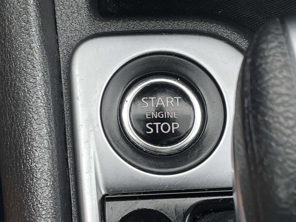 Used 2022 Nissan Sentra SV image 35