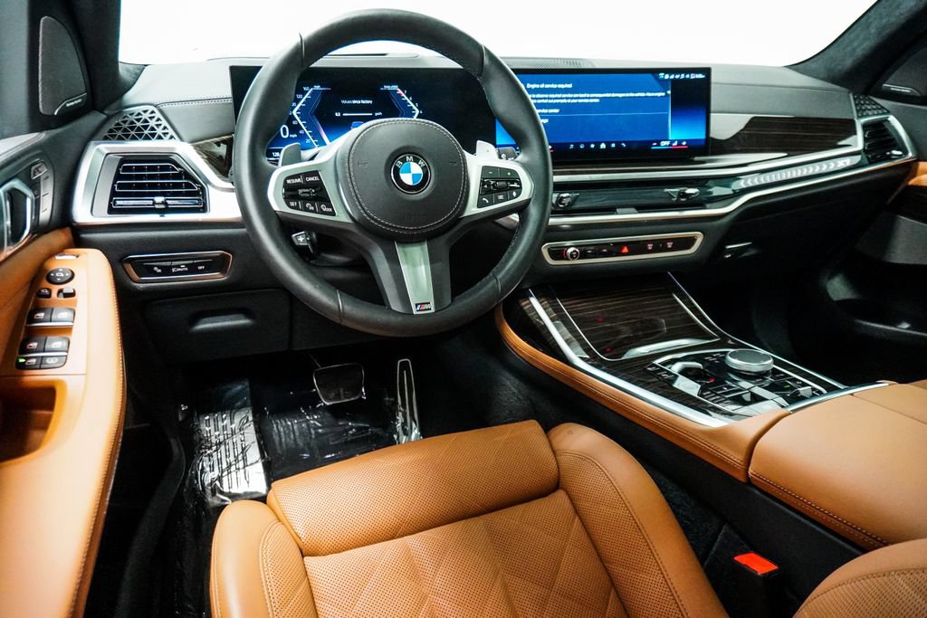 Used 2026 BMW X7 xDrive40i w/ M Sport Package AWD/4WD image 14